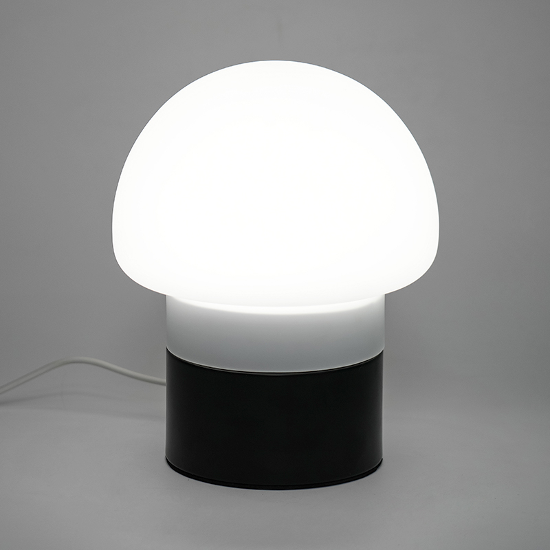 LED soppbordlampe
