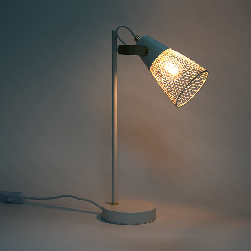 Hotell soverom metall hul jernbordlampe