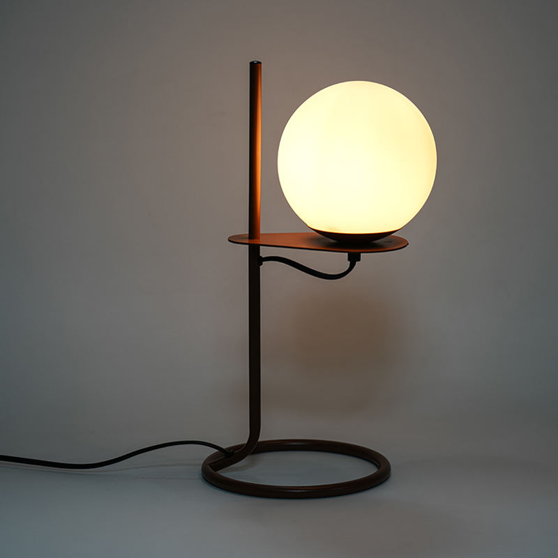 Enkel glassballbordlampe