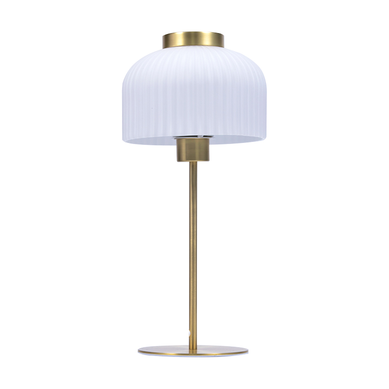 Enkel metallbordlampe
