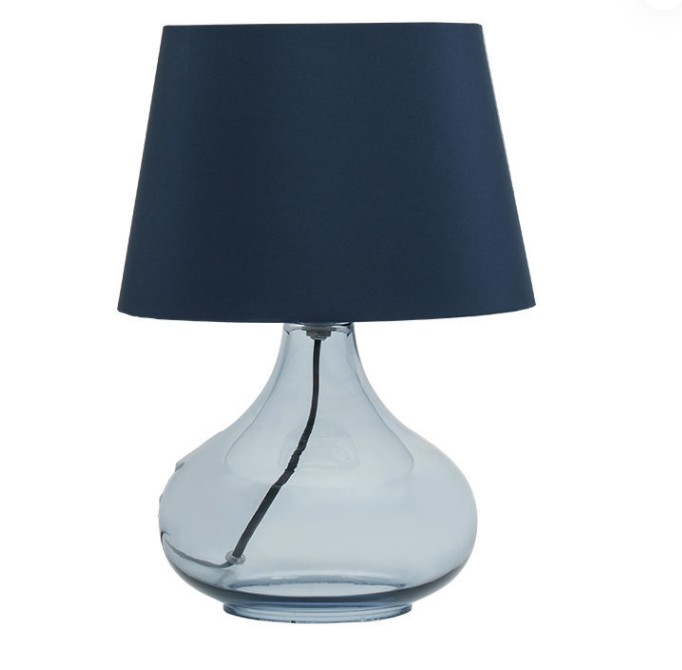 I tillegg til å gjøre den lette varmere og mykere, hvilke andre funksjoner har den høye åpenheten i den europeiske stilen Simple Glass Table Lamp har for å skape atmosfæren i rommet?