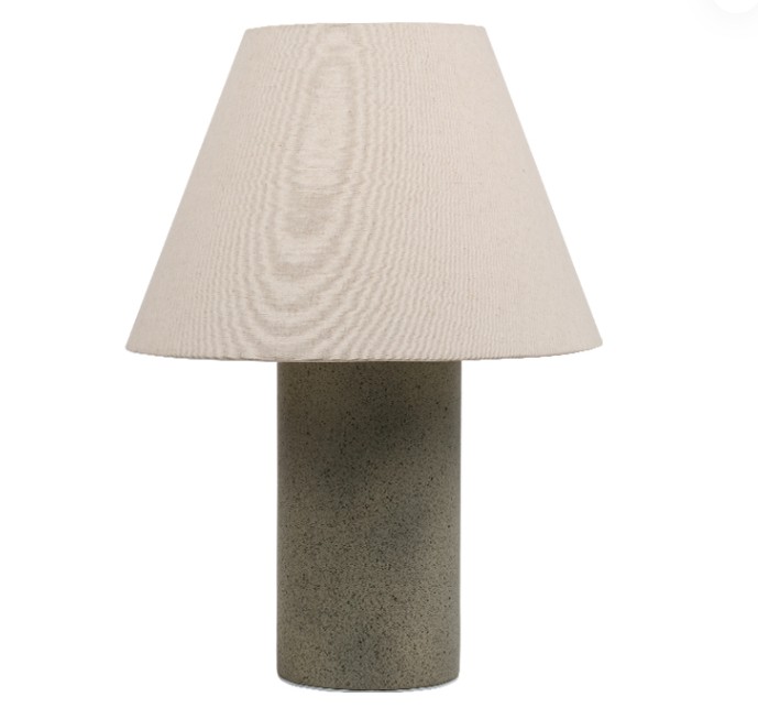 Hvorfor kan ikke et moderne hjem være uten en god skrivebordslampe?